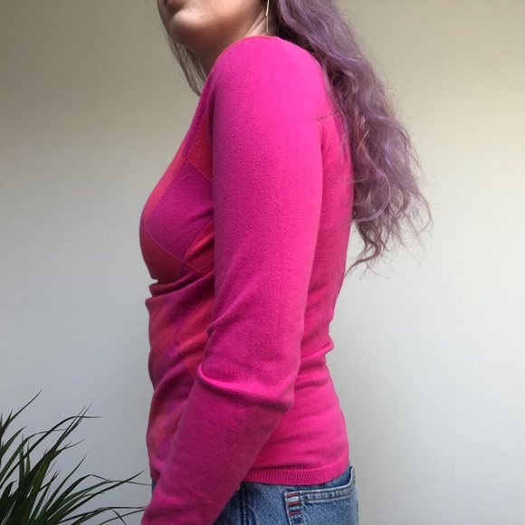 Vintage Tommy Hilfiger y2k Bright Pink & Orange Argyle V neck Sweater Size S - Picture 2 of 3